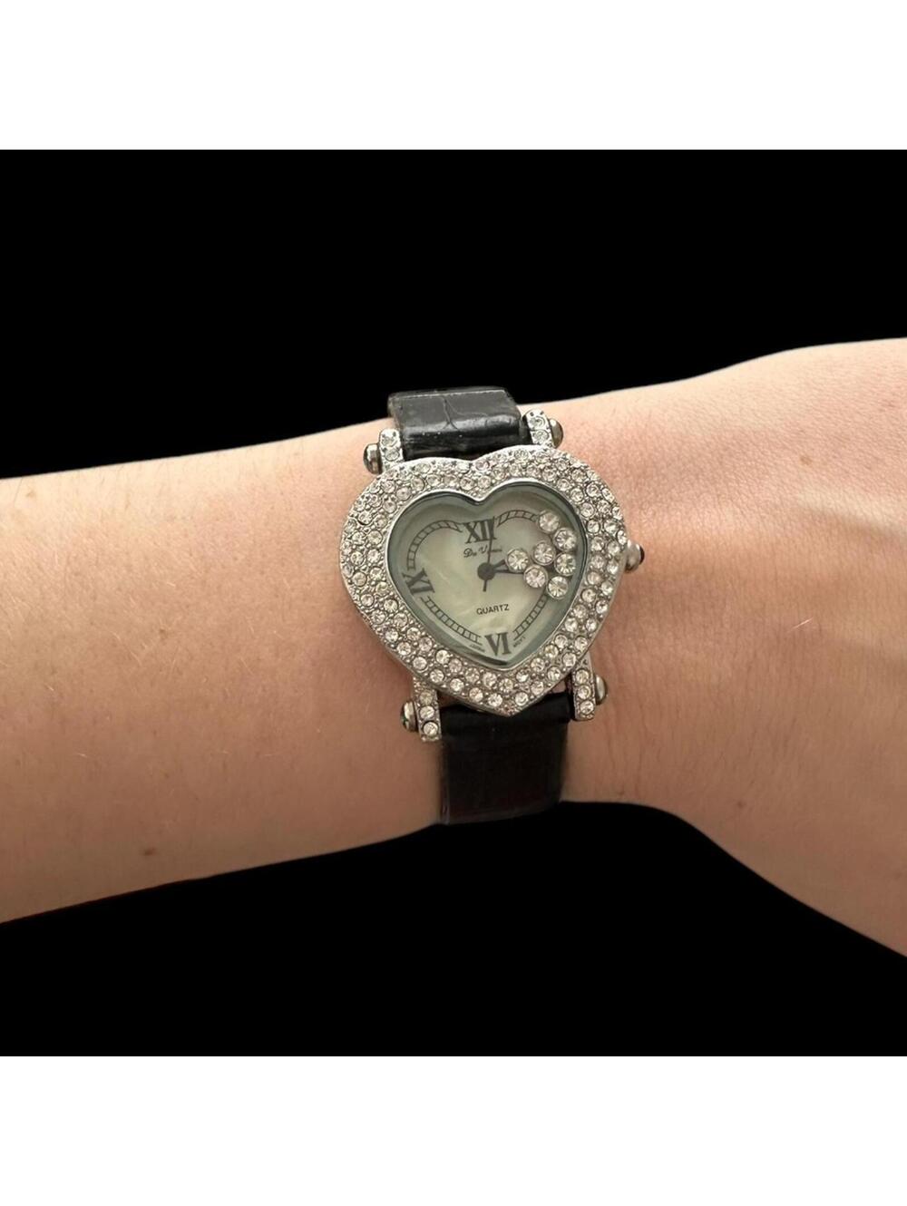 Da Vinci Heart Shaped Crystal Accent Watch